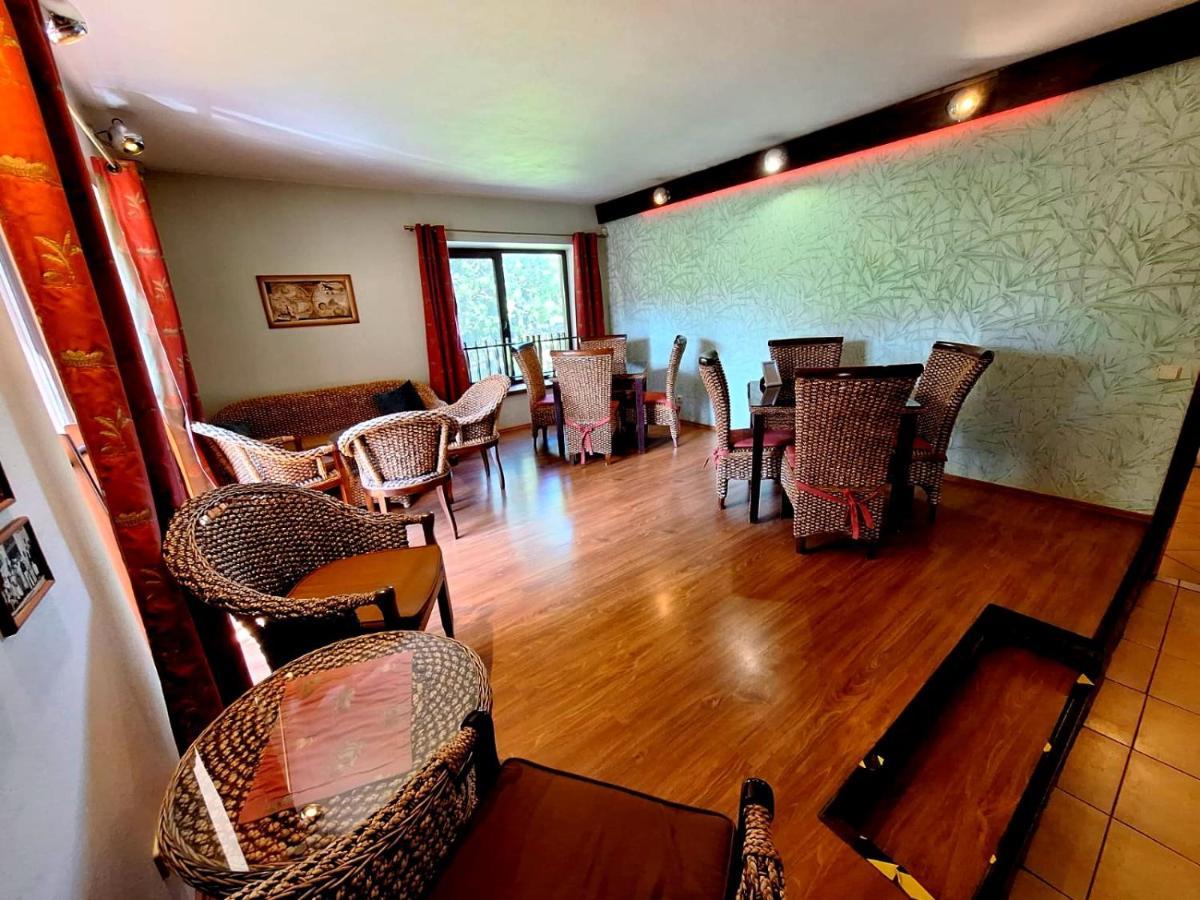 Vila Fenix B&B Ruzomberok Extérieur photo