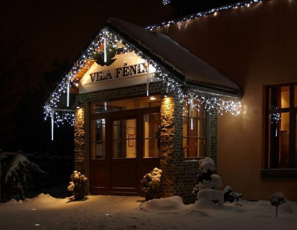 Vila Fenix B&B Ruzomberok Extérieur photo